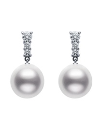 Akoya Pearl