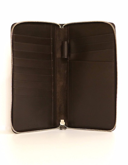  CARAN D’ACHE, Passport Holder With Zip, SKU: 6211.059 | dimax.lv